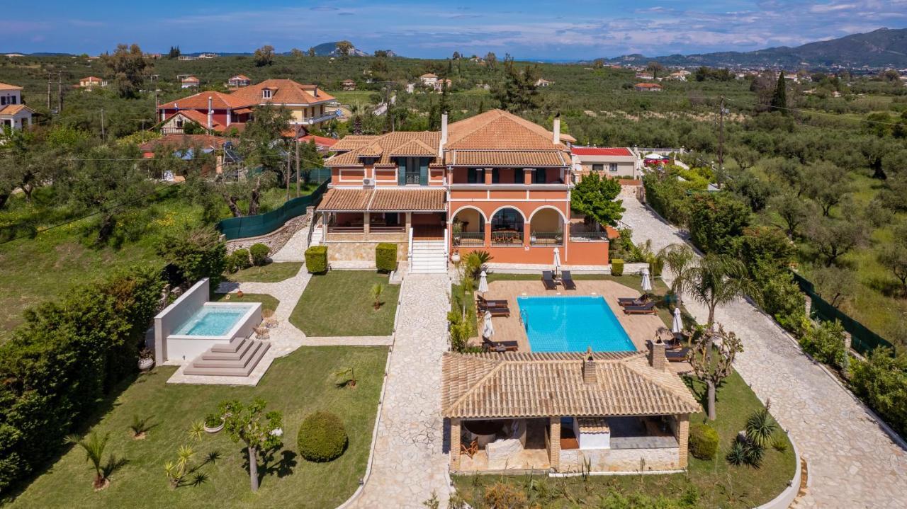 Amalthia Villa Mouzákion Exterior foto