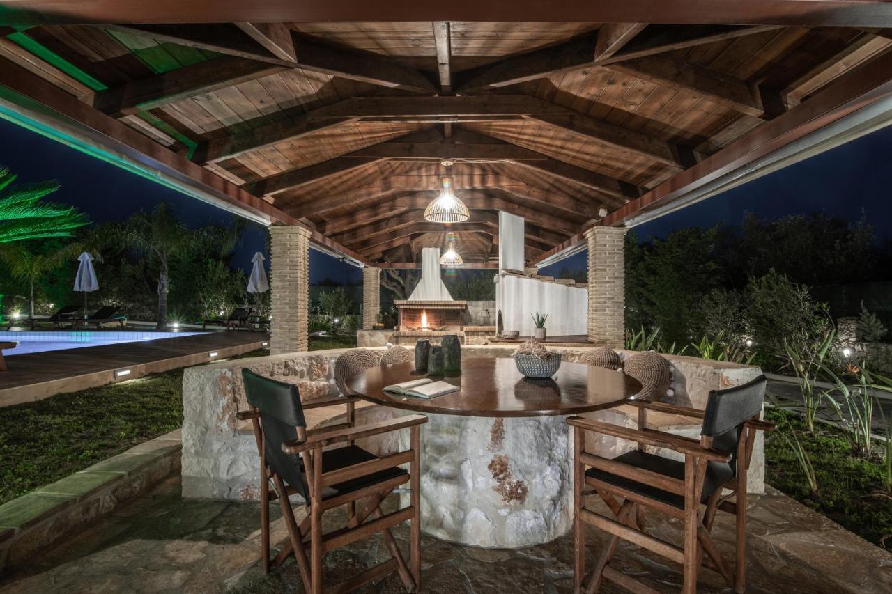 Amalthia Villa Mouzákion Exterior foto